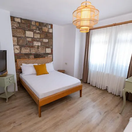 Posthane Hotel *