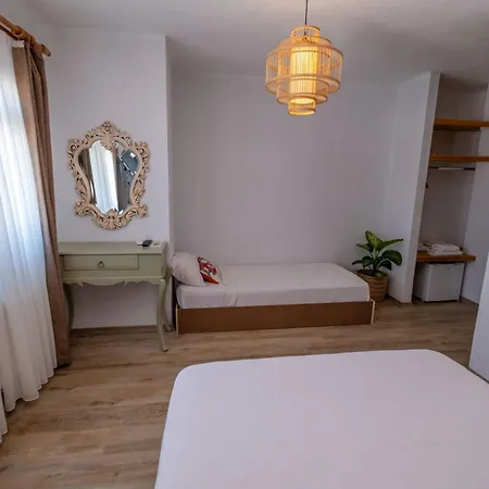 Posthane Hotel *